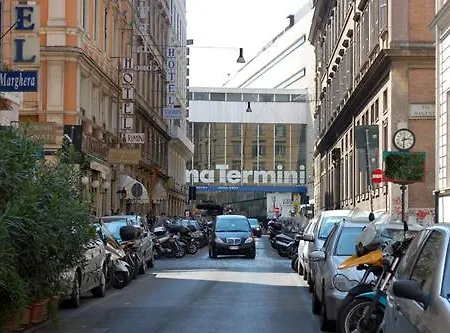 Alojamento de Acomodação e Pequeno-almoço Termini
